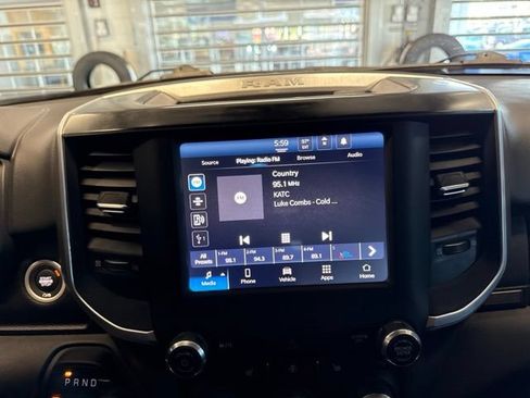 Used 2023 RAM 1500 Big Horn AWD/4WD image 17