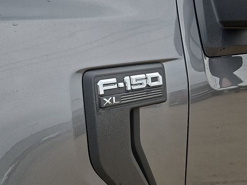 Used 2025 Ford F150 XL w/ Equipment Group 104A Hybrid image 5