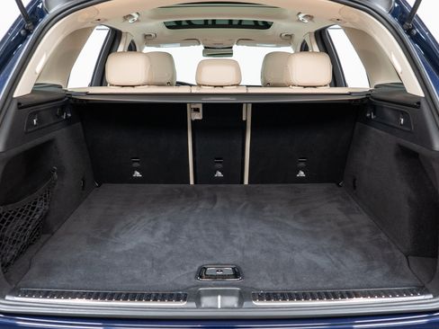 Certified 2022 Mercedes-Benz GLC 300 4MATIC w/ Premium Package Lite image 10