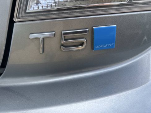 Used 2012 Volvo C70 T5 FWD image 8