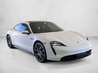 Used 2024 Porsche Taycan video 3