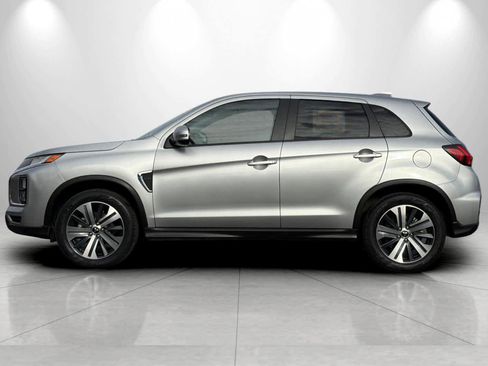 Used 2024 Mitsubishi Outlander Sport SE image 5