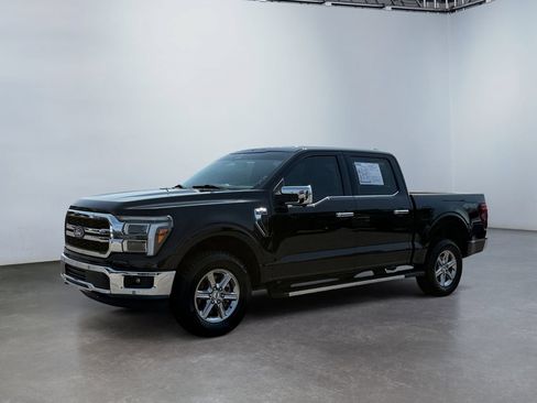 Used 2025 Ford F150 Lariat w/ Tow/Haul Package AWD/4WD image 7
