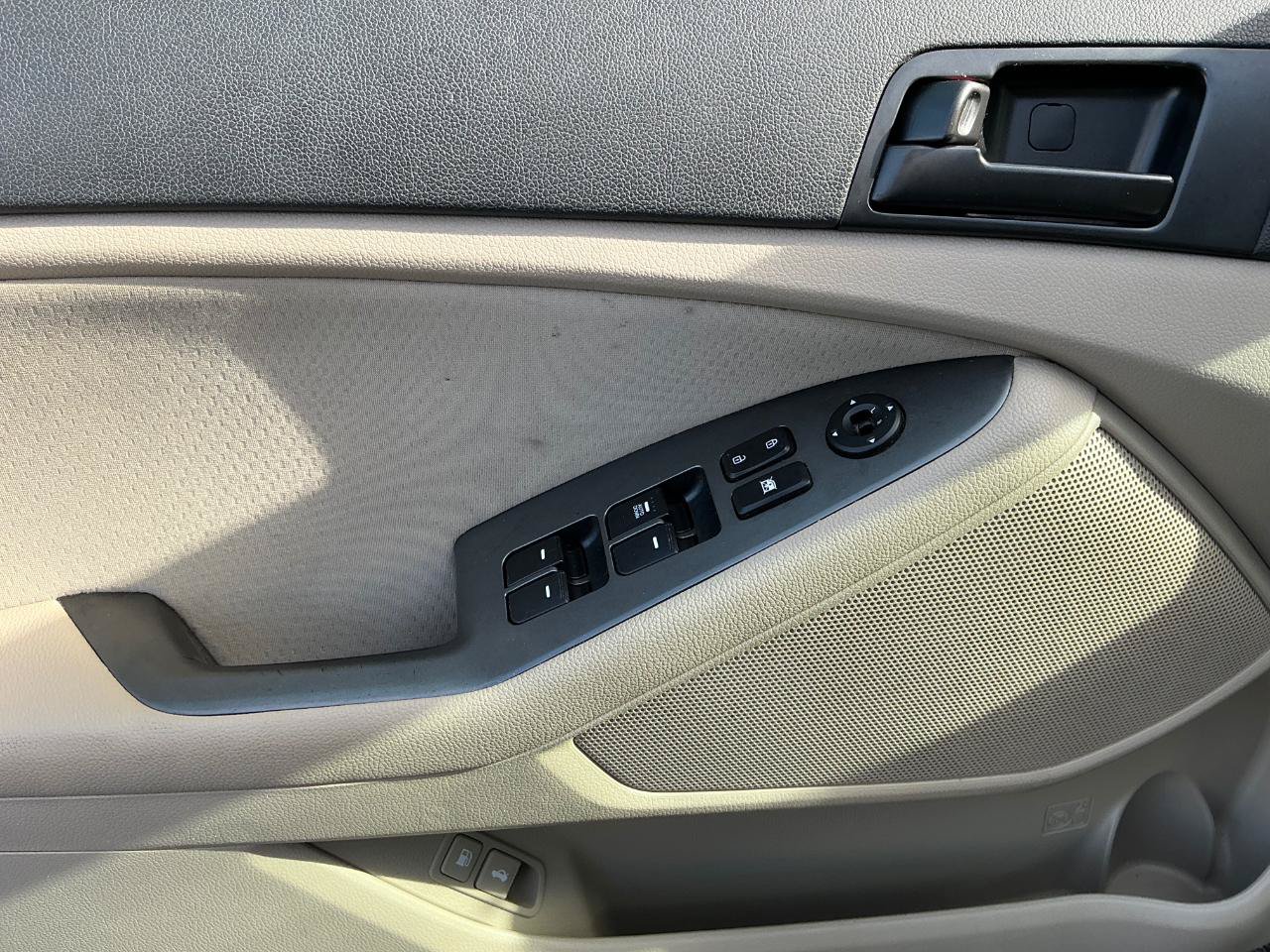 Used 2013 Kia Optima LX w/ Convenience Pkg FWD image 16