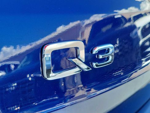 New 2025 Audi Q3 2.0T Premium image 11