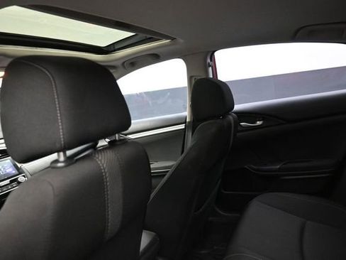Used 2018 Honda Civic EX image 19