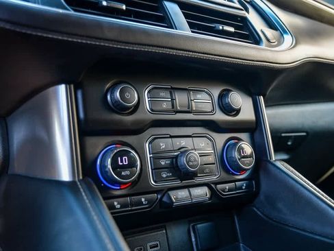 Used 2023 Chevrolet Tahoe LT image 24