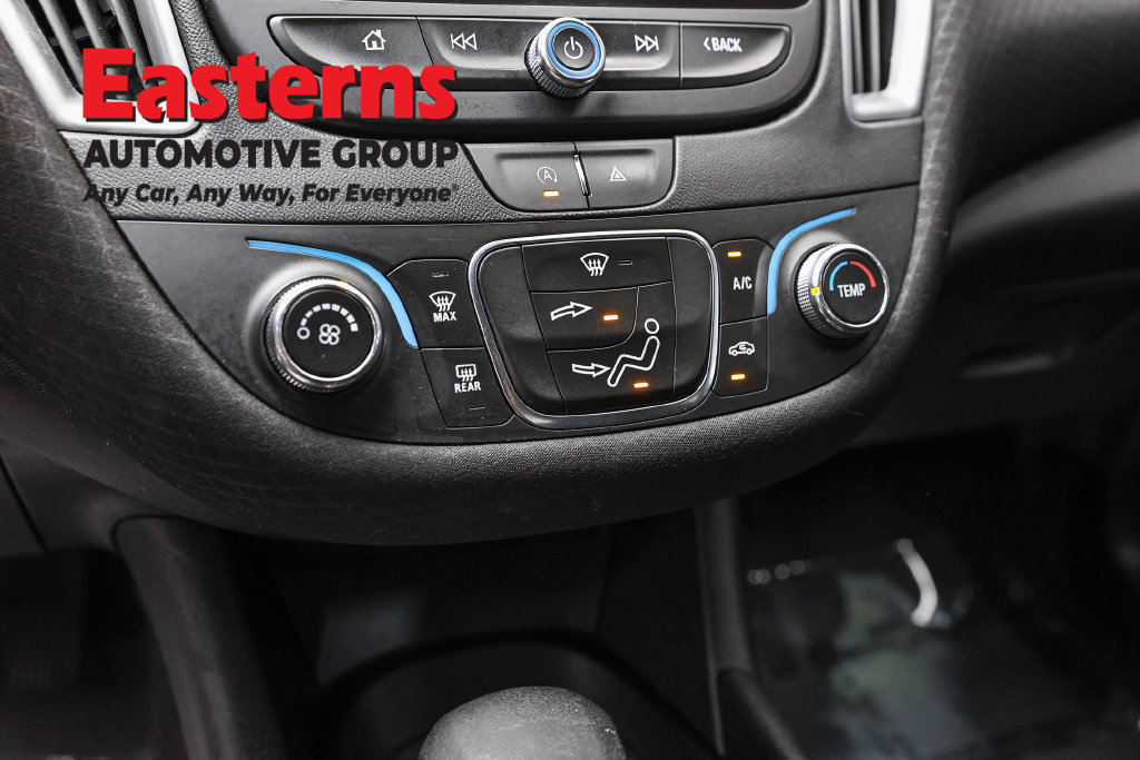 Used 2024 Chevrolet Malibu LS FWD image 21