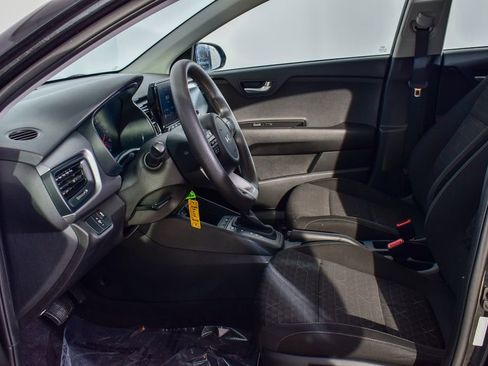 Used 2023 Kia Rio LX image 13