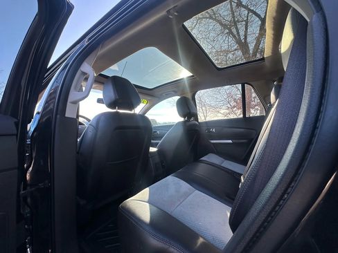 Used 2013 Ford Edge SEL w/ Black-White Styling Pkg image 13