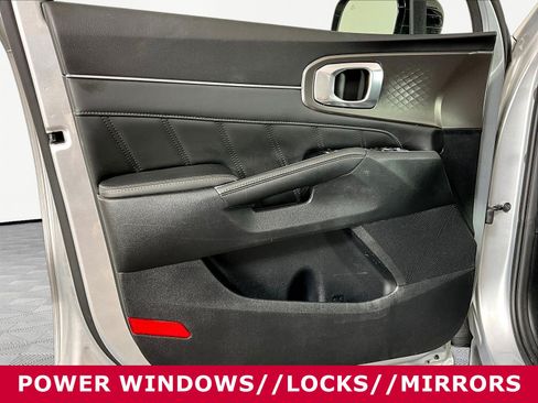 Used 2022 Kia Sorento SX AWD/4WD image 18