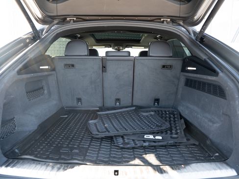 Used 2019 Audi Q8 Prestige w/ Towing Package image 29