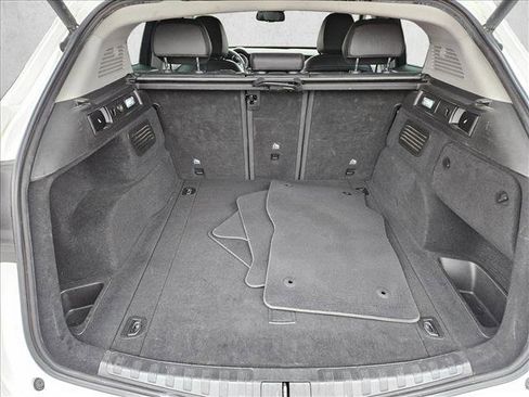 Used 2019 Alfa Romeo Stelvio image 17