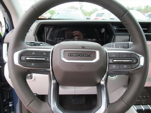 New 2026 GMC Terrain Denali AWD/4WD image 22