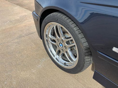 Used 2001 BMW 540i Sedan image 23