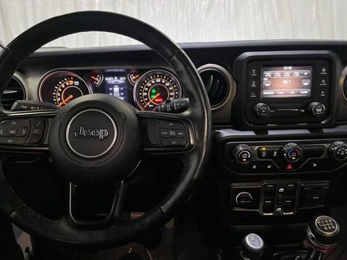 Used 2020 Jeep Wrangler Unlimited Sport S AWD/4WD image 18
