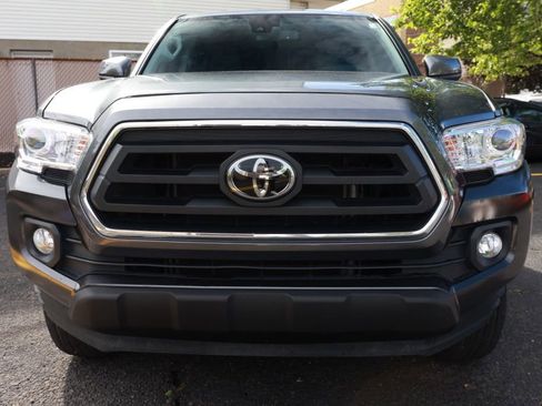 Used 2023 Toyota Tacoma SR5 RWD image 4