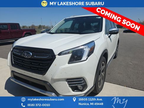 Certified 2024 Subaru Forester Touring w/ Pop Package 2 AWD/4WD image 3