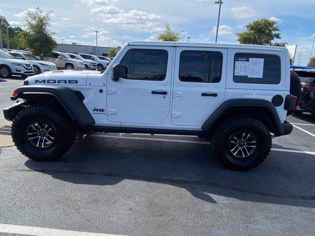 Used 2026 Jeep Wrangler Unlimited Rubicon 392 w/ Quick Order Package 27X Moab AWD/4WD image 4