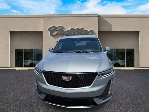 Certified 2024 Cadillac XT6 Sport w/ Platinum Package AWD/4WD image 8