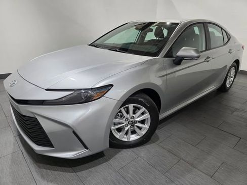 Used 2026 Toyota Camry LE FWD image 1