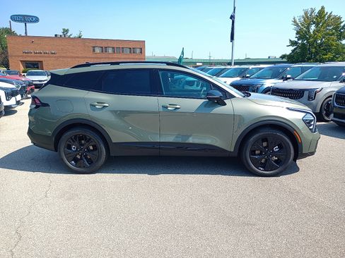 New 2025 Kia Sportage X-Line Prestige image 2