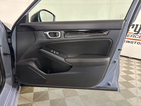 Used 2024 Honda Civic Touring image 26