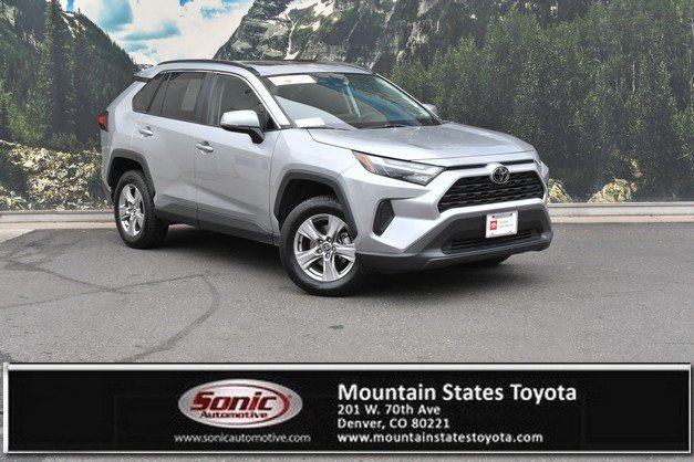 Used 2025 Toyota RAV4 XLE w/ Convenience Package AWD/4WD image 1