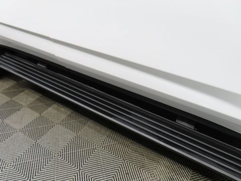 Used 2024 GMC Yukon AT4 image 48