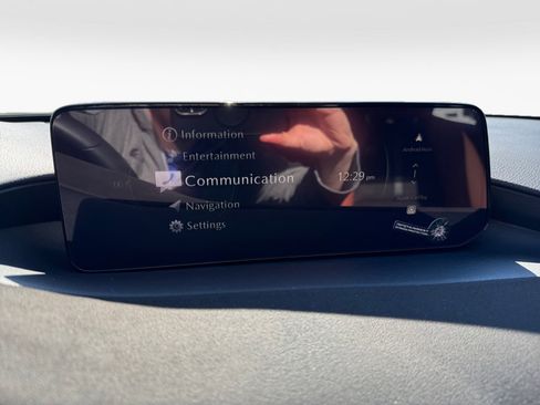 Used 2024 MAZDA MAZDA3 s image 21