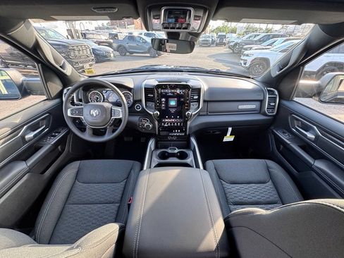 New 2026 RAM 1500 4x4 Crew Cab image 24