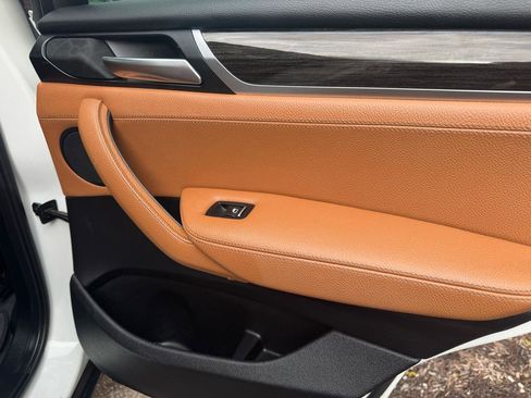 Used 2017 BMW X3 xDrive28i w/ Premium Package image 25