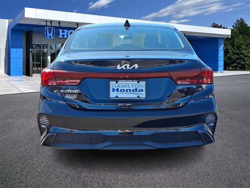 Used 2022 Kia Forte LXS image 23