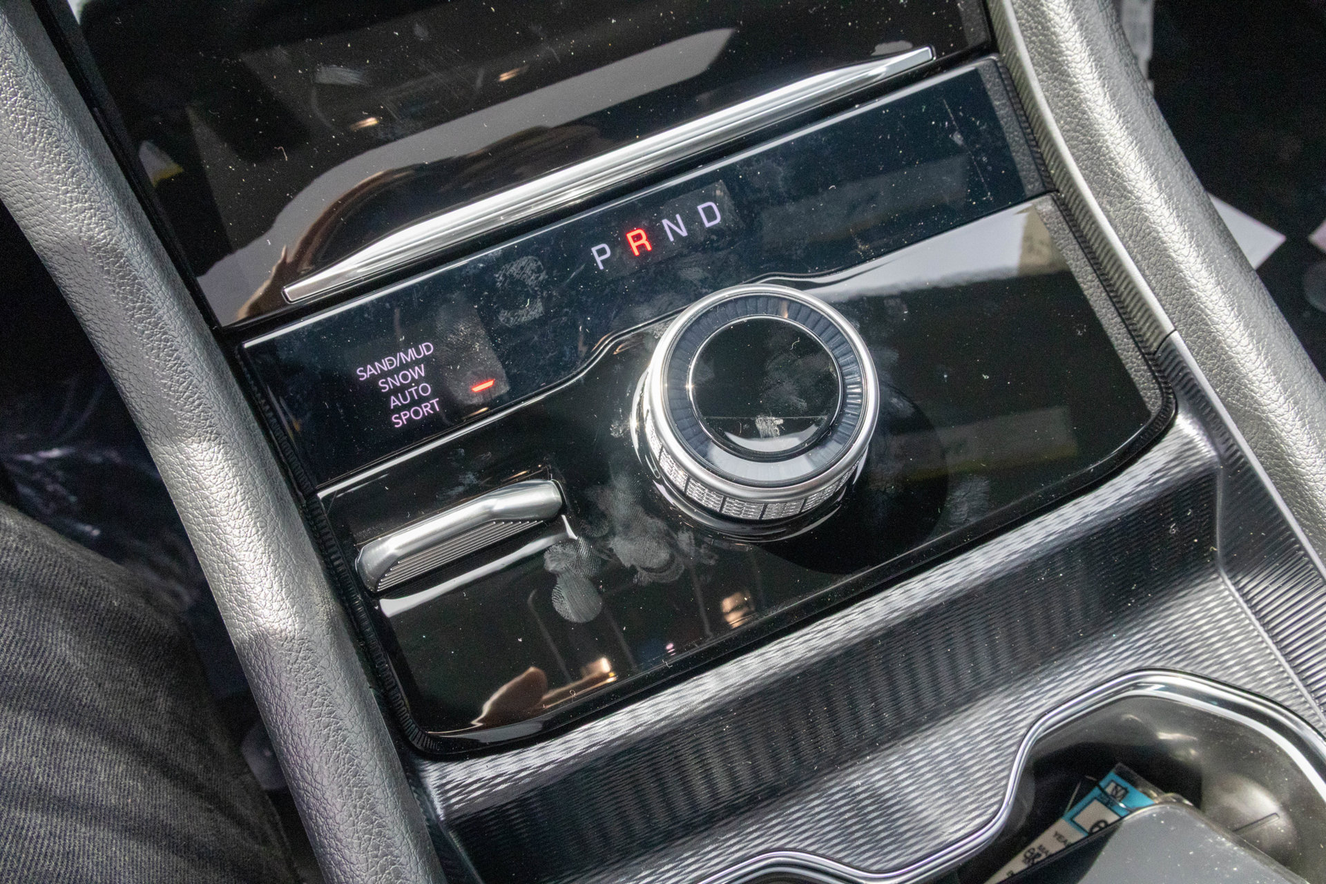 New 2027 Jeep Grand Cherokee Altitude AWD/4WD image 26