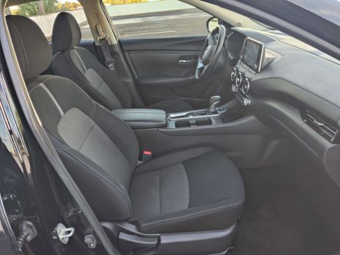 Used 2020 Nissan Sentra SV w/ Lighting Package image 28