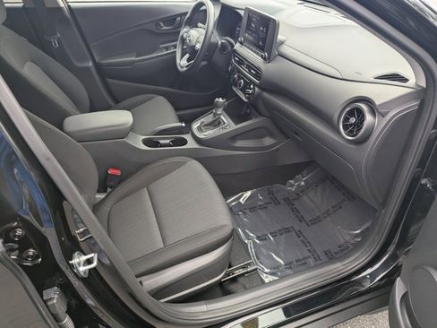 Used 2023 Hyundai Kona SEL image 12