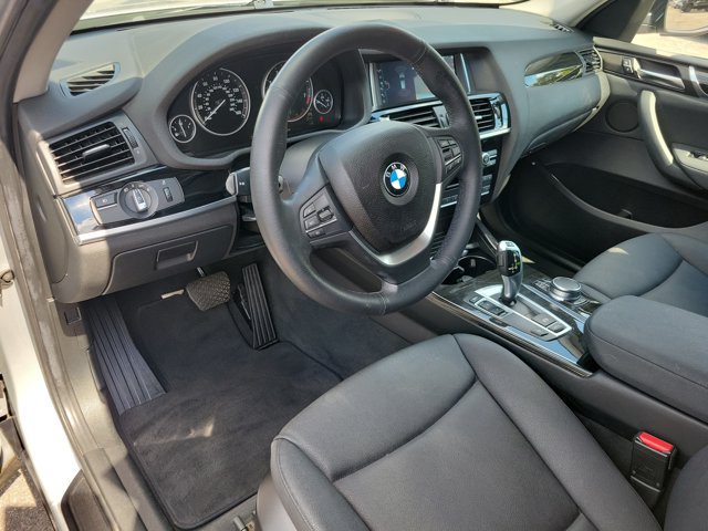 Used 2017 BMW X3 sDrive28i RWD image 4