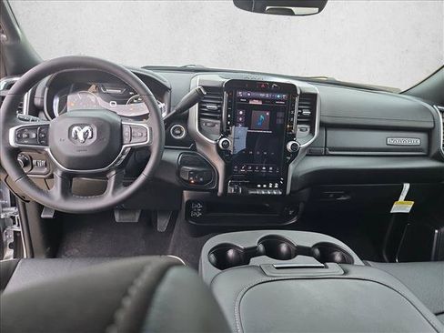 Used 2026 RAM 2500 Laramie AWD/4WD image 17