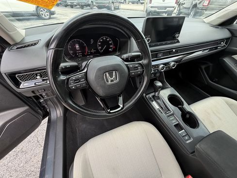 Used 2022 Honda Civic EX image 19