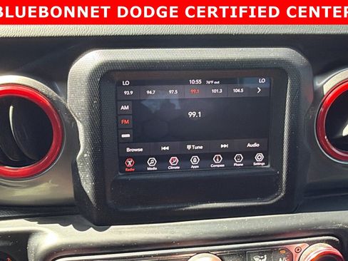 Used 2020 Jeep Wrangler Unlimited Sahara w/ LED Lighting Group AWD/4WD image 25