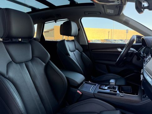 Used 2023 Audi Q5 2.0T Prestige w/ Prestige Package image 46