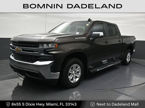 Used 2022 Chevrolet Silverado 1500 LT RWD image 1