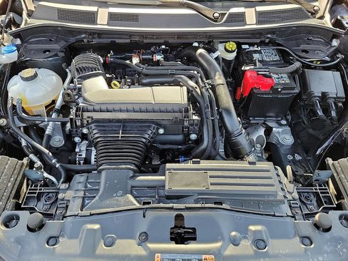 Used 2025 Lincoln Corsair FWD w/ Equipment Group 101A image 10