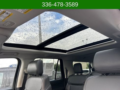 Used 2025 Ford Expedition Max Active AWD/4WD image 21