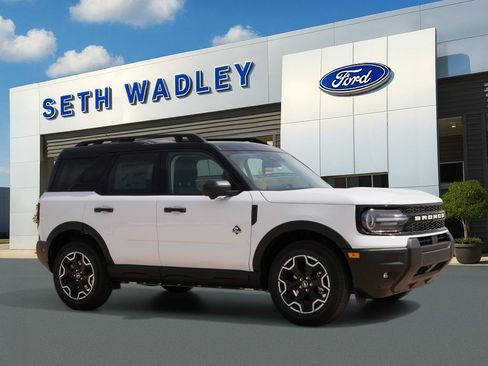 New 2026 Ford Bronco Sport Outer Banks AWD/4WD image 1