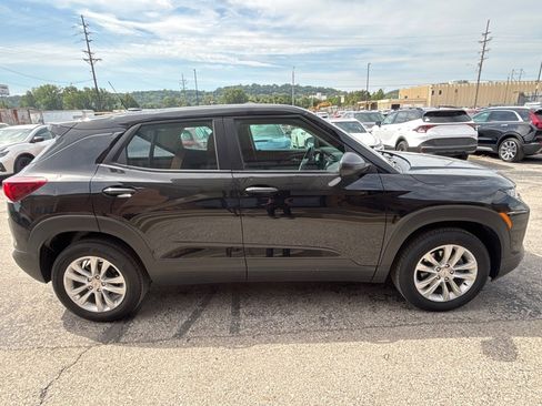 Used 2023 Chevrolet TrailBlazer LS image 7