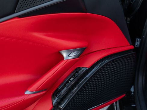 Used 2024 Ferrari Roma Spider image 25