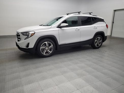 Used 2018 GMC Terrain SLT w/ Infotainment Package II image 2