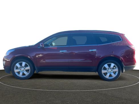 Used 2017 Chevrolet Traverse Premier image 2