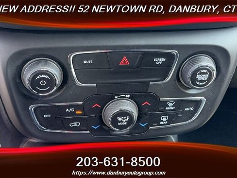 Used 2019 Jeep Compass Latitude w/ Popular Equipment Group AWD/4WD image 23